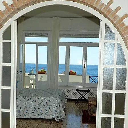 Il Vascello